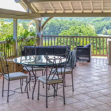 2 Bedroom Amazing In *